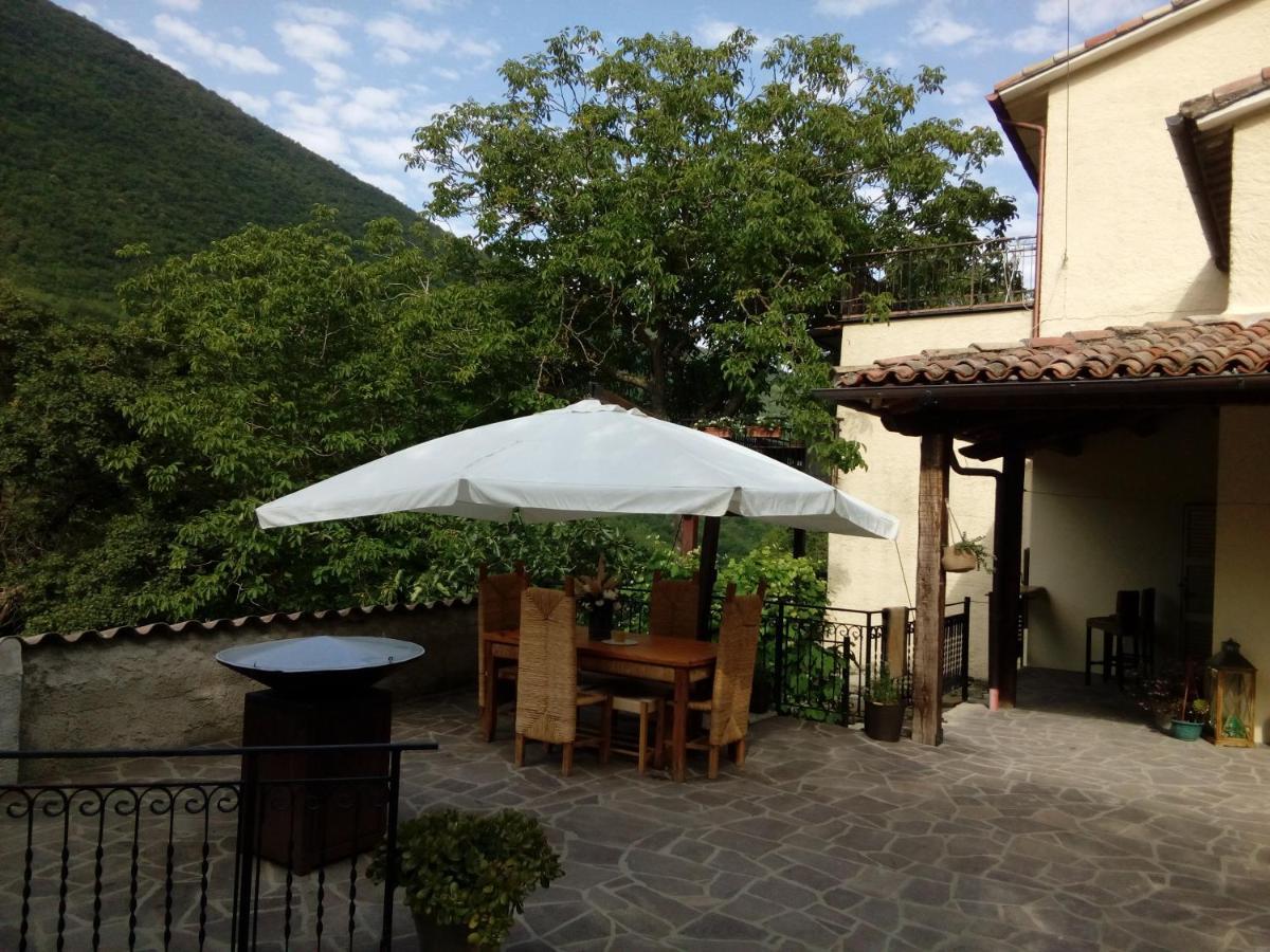 Bed & Breakfast Sentiero 54 Cantiano Luaran gambar